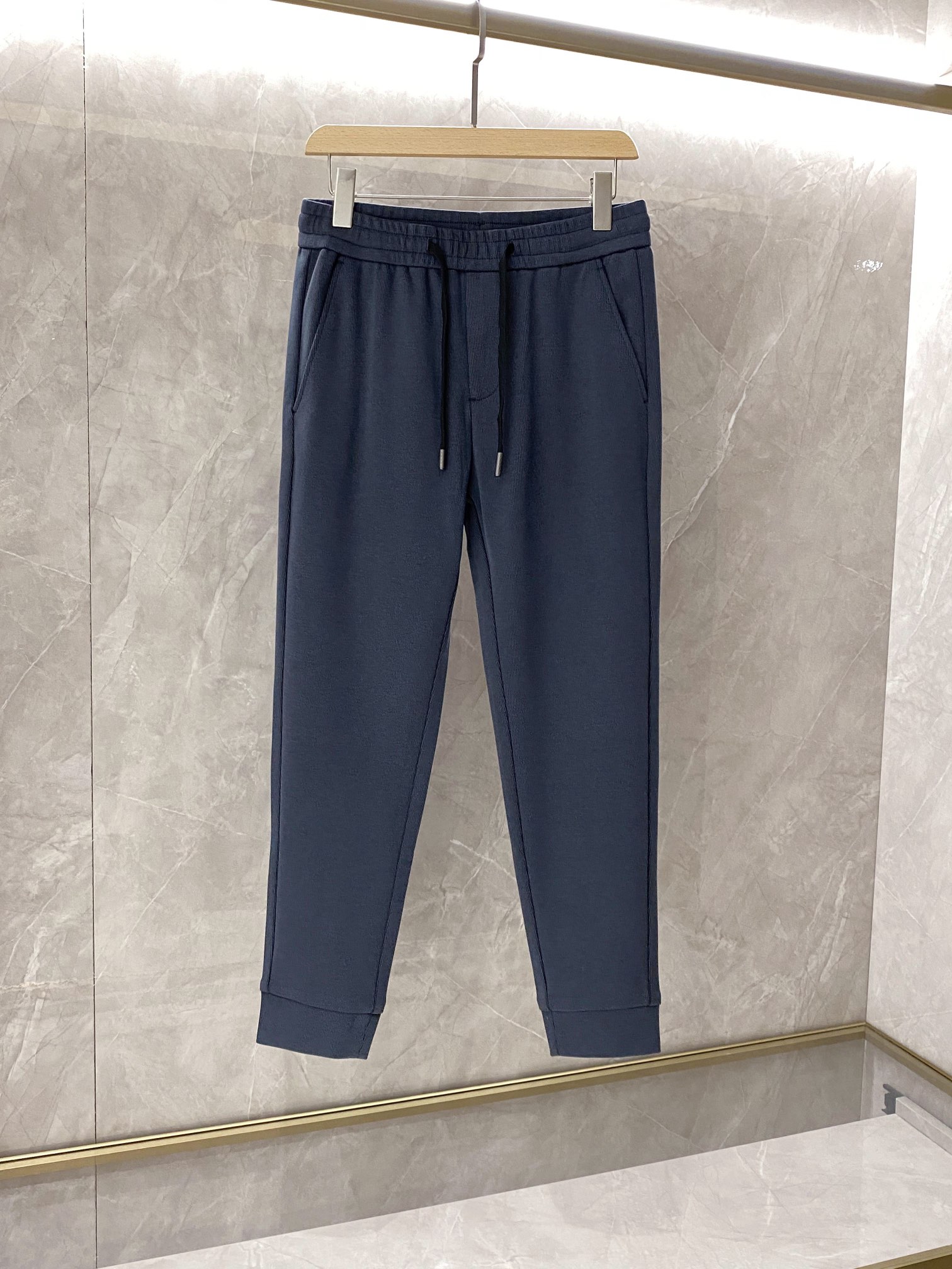 

men's pants European designer designed new perfect butterfly hardware original slim casual sports pants, Black