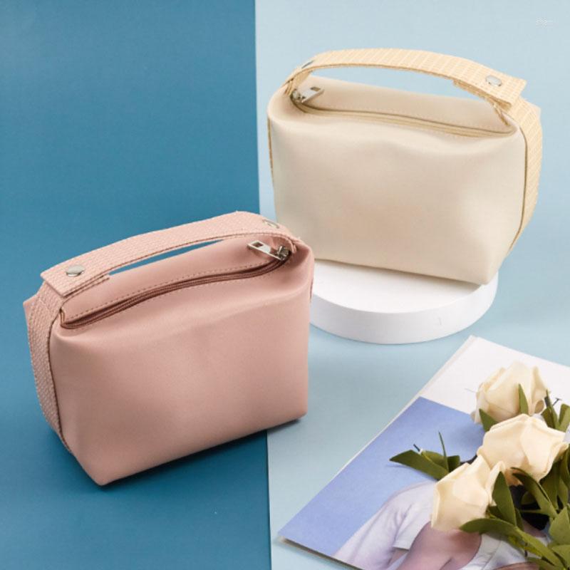 

Evening Bags Cloud Wrinkled Cosmetics Storage Bag Travel Portable Washing PU Leather Waterproof Zipper Cosmetic, Beige