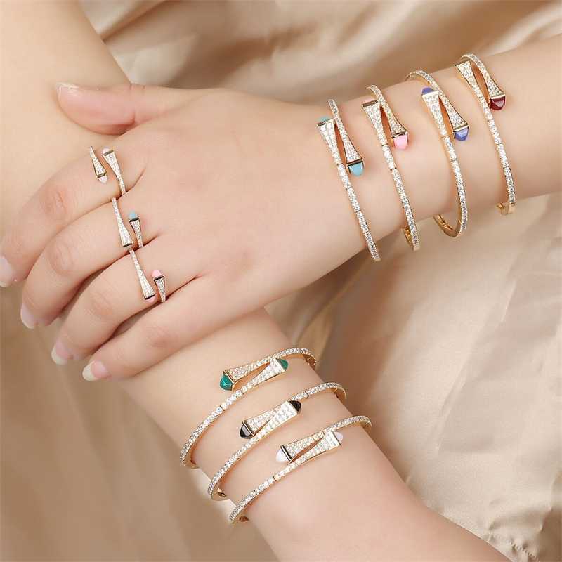 

Romatic-2021 Jewelry Set 2 rings and bracelets for women's simple gem design
