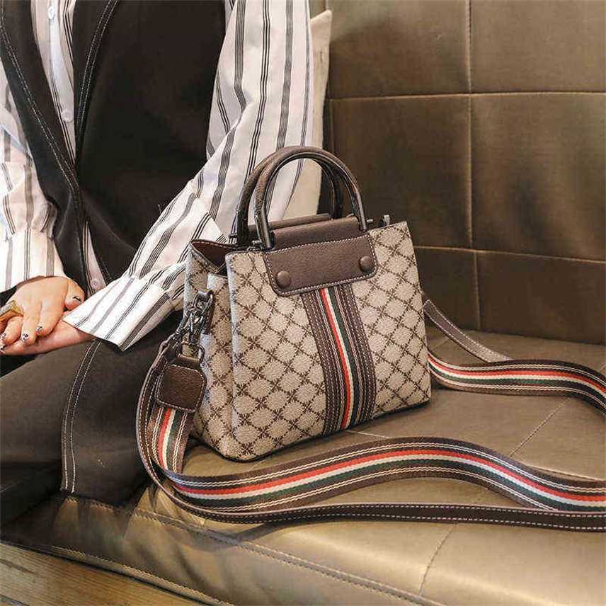 

Printed Tote Bag women's 2022 summer new version versatile handbag large capacity wide webbed sling one Shoulder Messenger Purses, Coffee