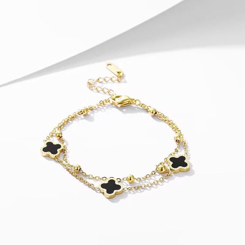 

Womens Luxury Designer Necklace Fashion Four-leaf Clover Pendant Necklace 18K Gold Necklaces Jewelry