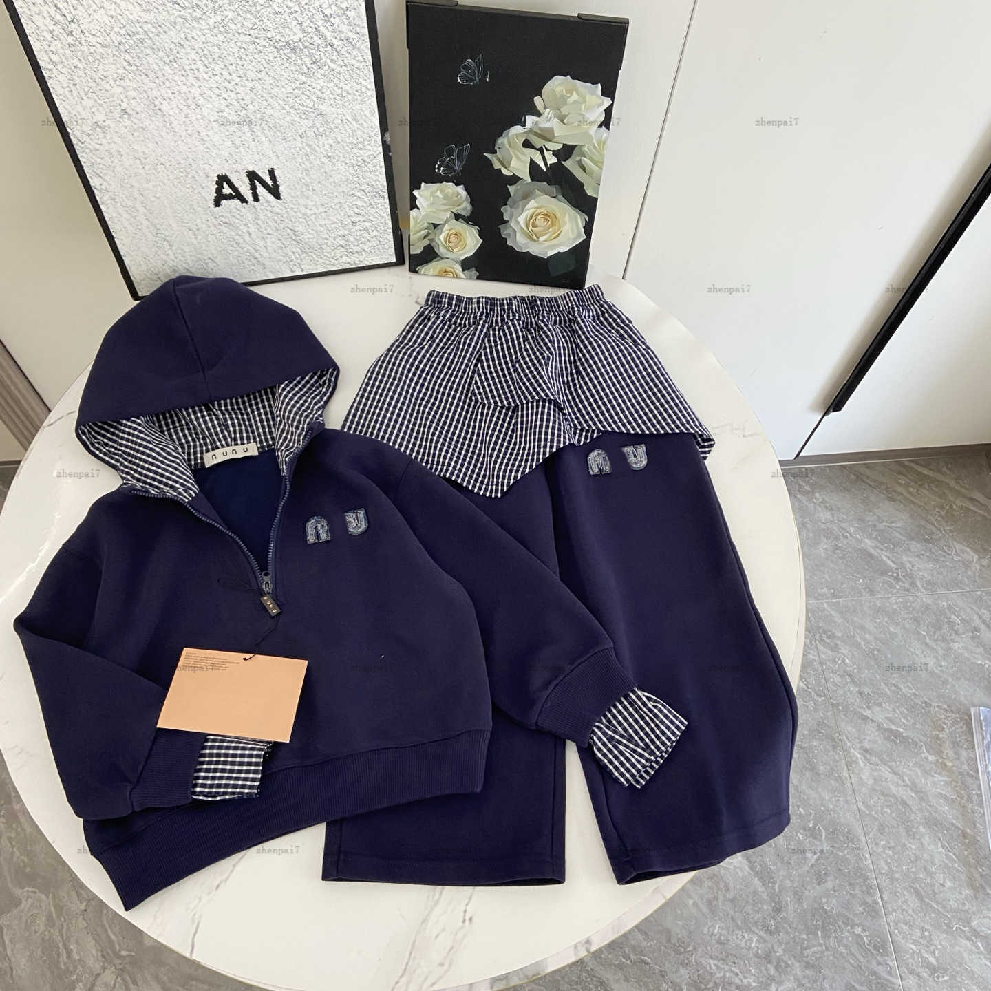 Top baby Tracksuits Autumn Sports suit kids designer clothes Multi-color hoodie and Skirt hem design pants A883X24N000-image-1073425622