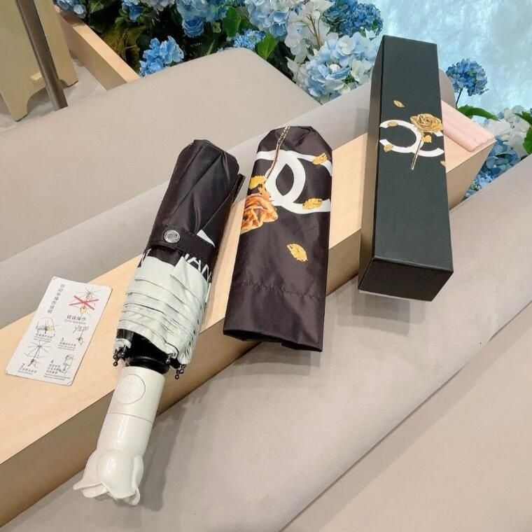 Vintage designer fashion Rose handle letter UV Umbrella Luxury outdoors Portable Triple Fold Automatic Folding Sunny Umbrella Rain Dual Use box d-image-1095984906