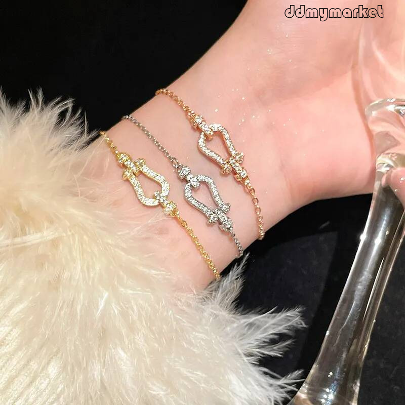 Bracelet de charme de ton or avec une chaîne chunky - Bijoux romantique pour femmes, ddmymarket à la mode et audacieux