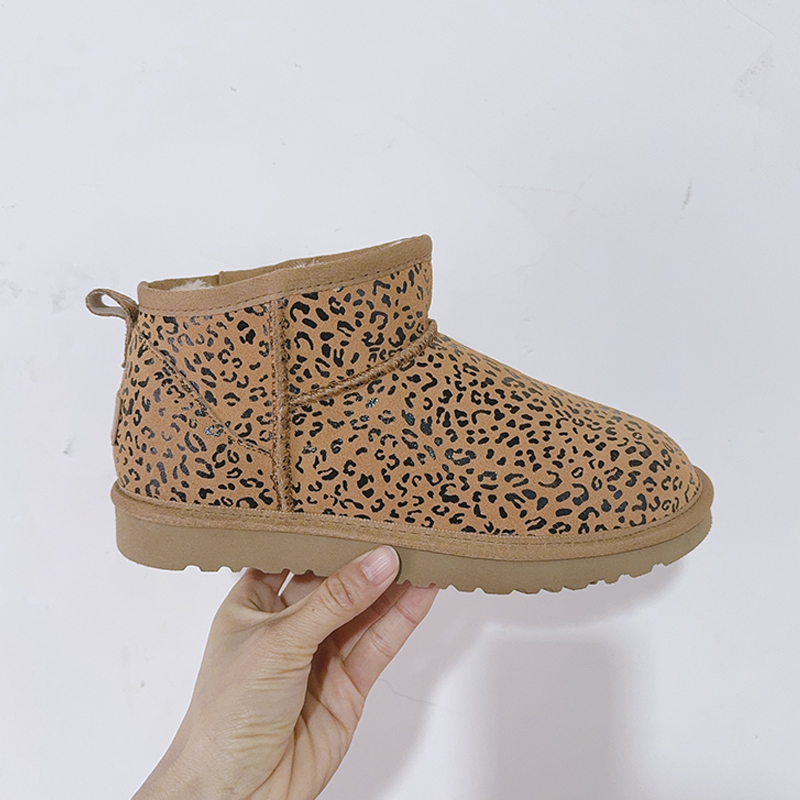 Designer Leopard Boots Classic Ultra Mini Boot Genuine Leather Flats Womens Mens Short Fur Booties Tasman Tazz Winter Shoes Chestnut Sand Black EU45