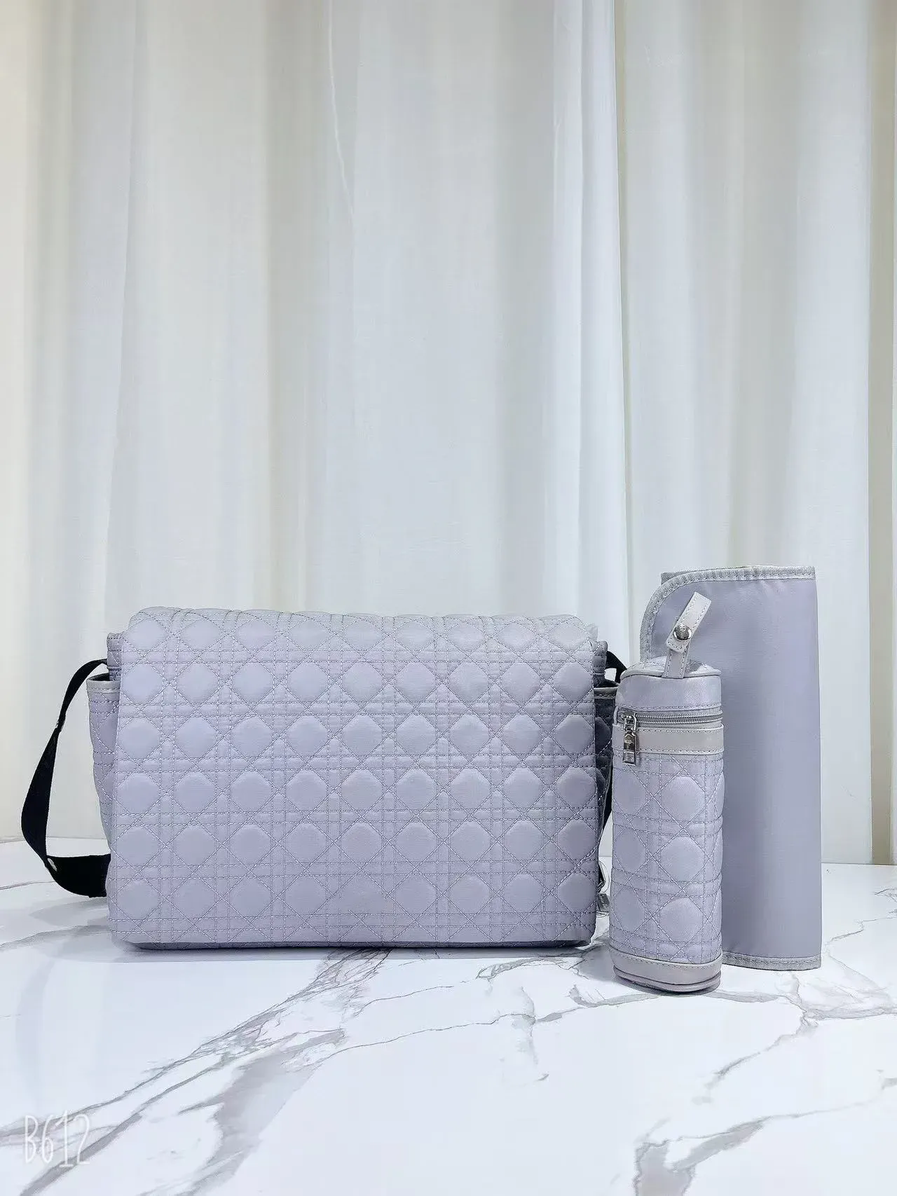 Designer children Diaper Bags MotherLuxury quilted embroidery Waterproof Multi-function large capacity messenger Bag Bottle bag diaper pad 3pcs S-image-1097418798