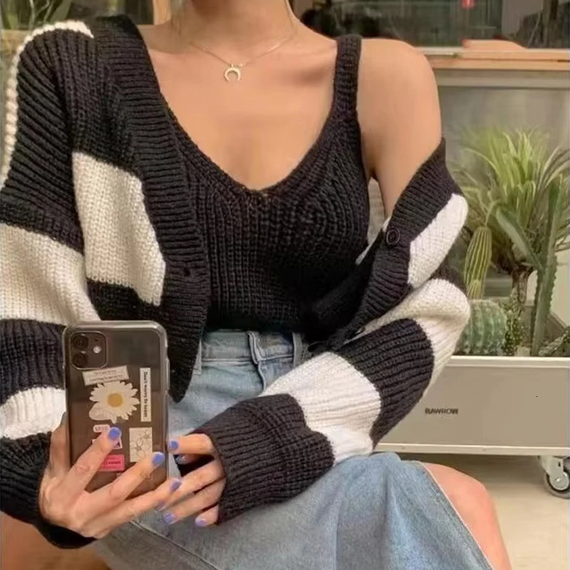 Fashion Stripe Knitted Cardigan Women Sweater V Neck Long Sleeve Casual Tank Top Two 2 Piece Set Elegant Short Crop sweaters 250904BJ