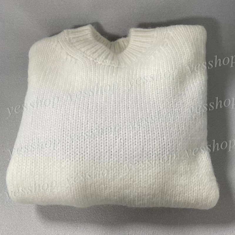 Letters Logo Women&#039;s Sweaters Long Sleeved Knitted Round Neck Sweater for Women-image-813115431