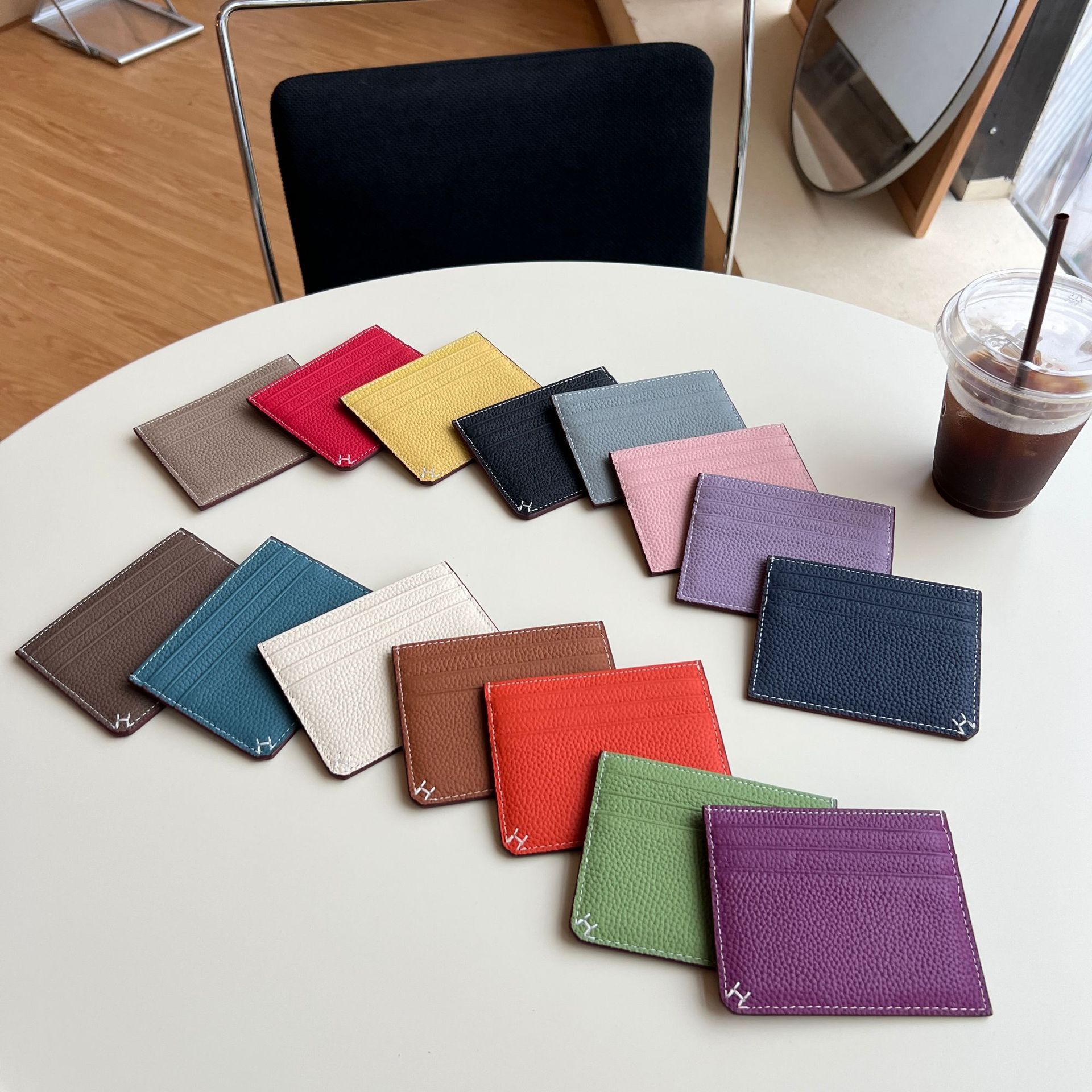 H New Women's Ultra-thin Card Holder Compact Genuine Leather Men's High-end Multi-card Slot One-piece Card Clip Storage Bag 5c