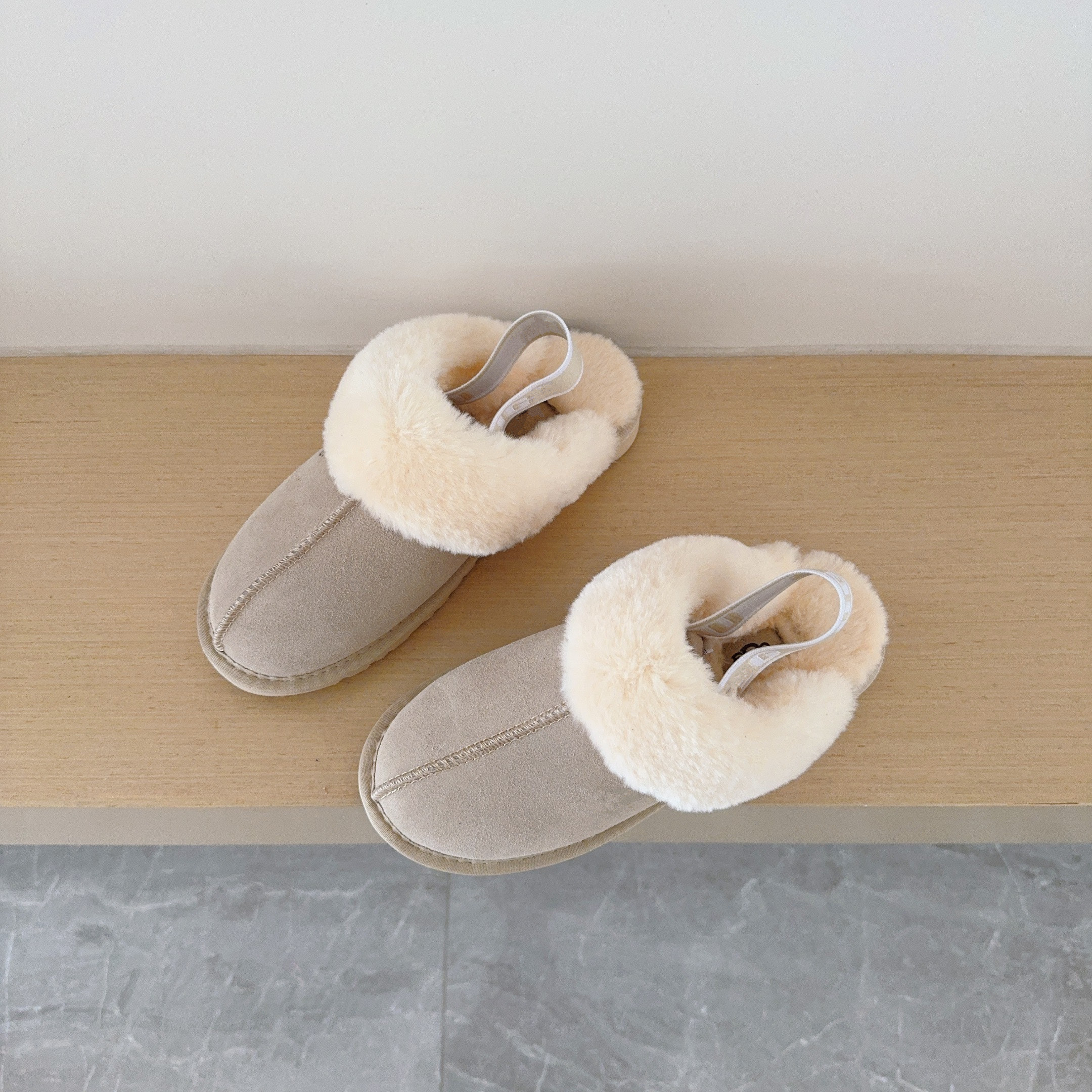 2026 designer Classic Slippers Heel elastic band hairy snow boots thick soled flat bottomed womens Ultra Mini Boots Australia Winter cotton shoes