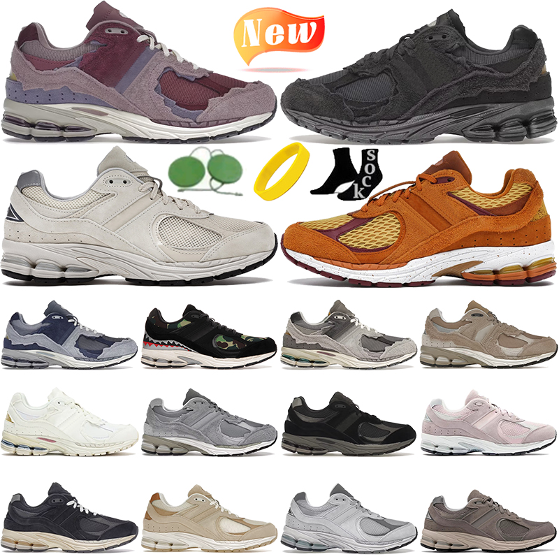 New Designer Running Shoes Mens Womens 2002Rs Leather Sneakers Dusty Lilac Navy Grey Vintage Orange Pink Black Dark Grey White men women outdoor fas