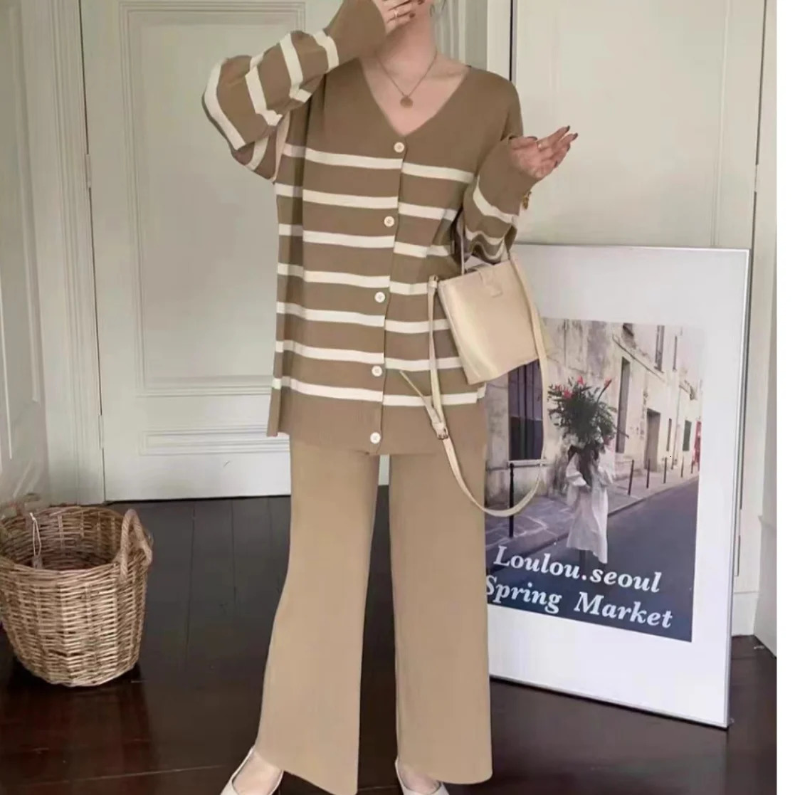 V-Neck Long Sleeve Top Wide Leg Pant Set Korean Elegant Womens 2 Pieces Set Stripe Sweater Office Lady Outfit Matching Knitwear 250815