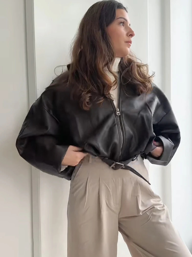 Vestes en cuir rétro de rue Retro Femmes à revers lâche Zipper à manches longues Poches Lace Up Pu Coats femelles Automne Chic Outwears 250919