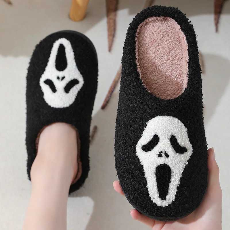 Men's Classy New Halloween Skull Cartoon Warm Winter Cotton Slippers for Men and Women Couples Home Indoor Cotton Slippers for Men T260922SOZQ