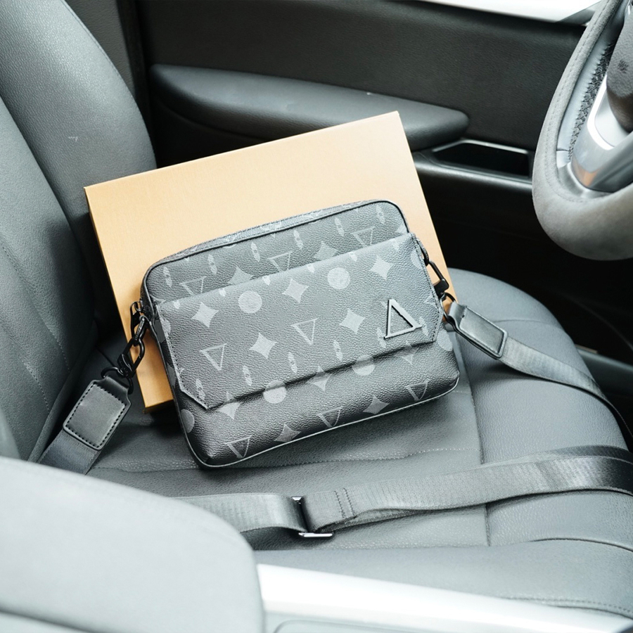 Designer Bags Men Crossbody Bag Womens Zipper Armpit Bag Letter Pattern Elegant Women Fashionable Crossbody Leather Bag Casual Shoulder Bag Daily