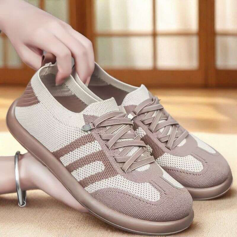 2026 2025 Spring New Fashionable Western Style German Training Lightweight and Comfortable Women's Casual Soft Bottom Anti-Slip Old Beijing Clo