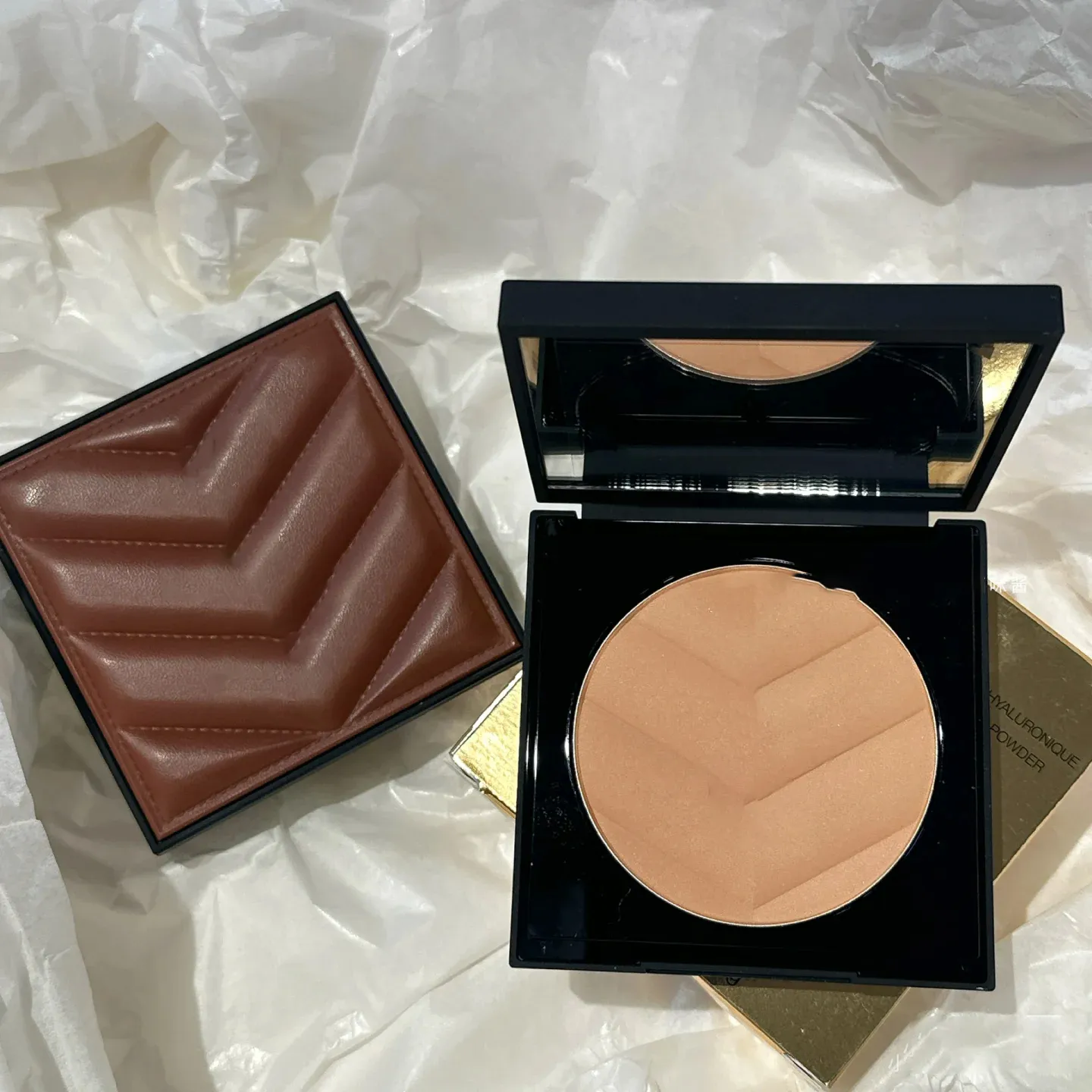 Brand All Hours Hyper Bronze Foundation #1 Light Sepia #2 Buff Dune 7.5g Gold and Leather powder compact Natural 2 Colors Makeup Holding Cosmetic-image-1074491319