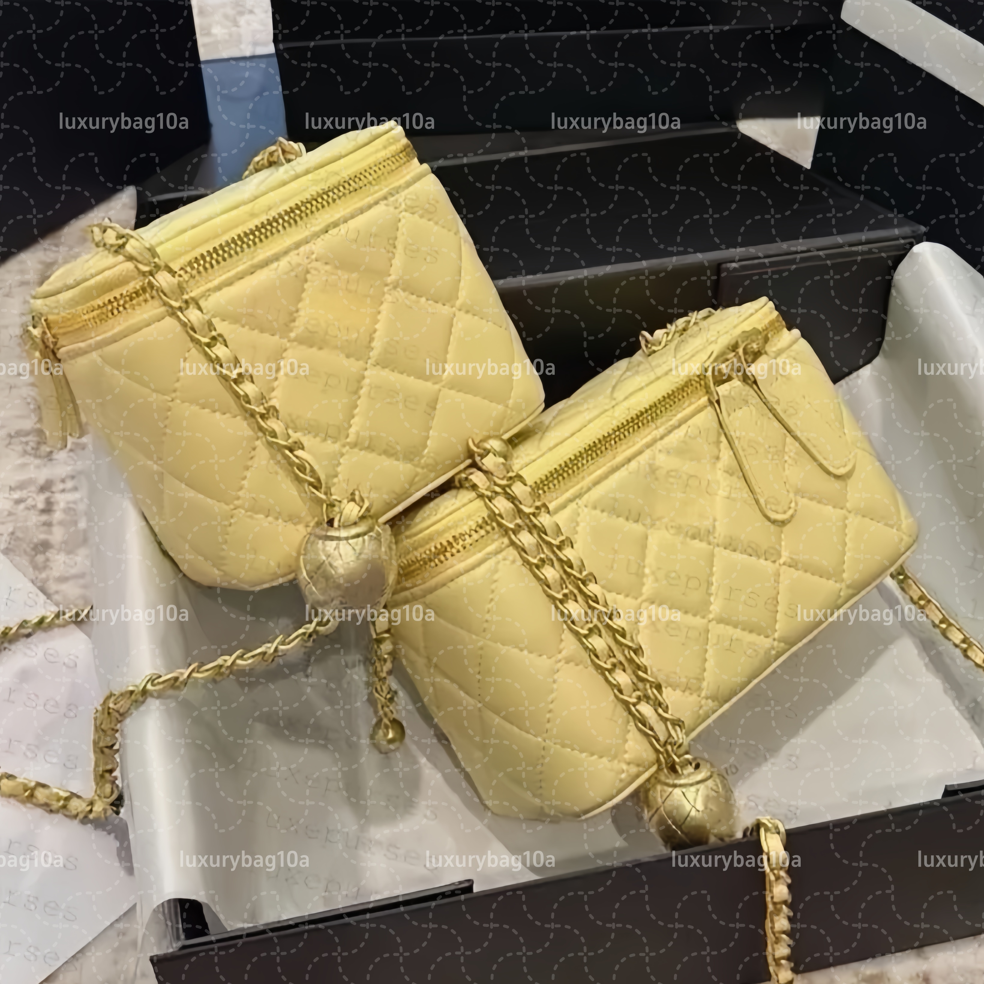 Box Bags Women's Makeup Bag Designer Crossbody Bag Sheepskin Leather Diamond Lattice Quilted Chain Strap Case Vanity Bag Gold Hardware Toiletry