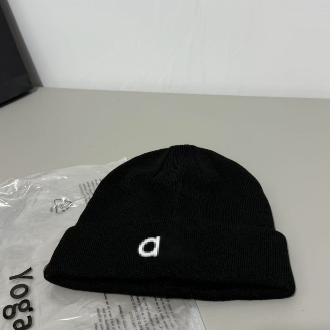 Brand Designer Caps Beanie Hats Men and Women Warm Winter Wool Knitted Hat New Luxury Fashion Casual Outdoor Recreation Embroidered Solid Skull C