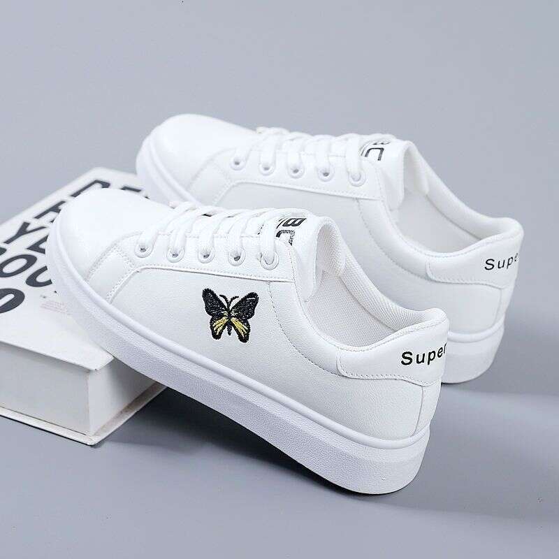 2026 Ladies Summer Breathable Small White Shoes Spring Explosions 2021 New Girls Joker Student Sports Shoes.