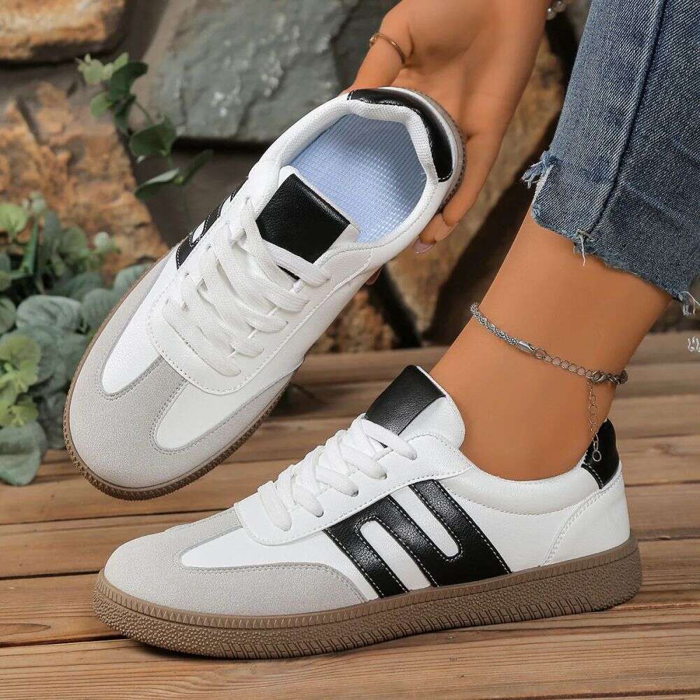 Versatile Retro White Sneakers Women' s 2025 Spring Summ