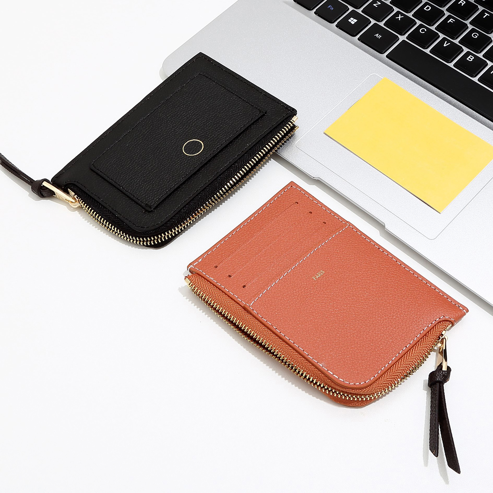 Luxury Designer Zipper card holder Low Key coin purse Top quality Slim Leather wallet with card slots Zipper coin purse Key Pouch Brown Designer Car