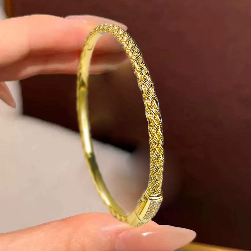 2025 Choucong Simple Fine Jewelry Geunine 100% 925 Sterling Silver 18K Gold Fill Pave Lab Moissanite Diamond Gemstones Knit Lady Women Wedding Bangl