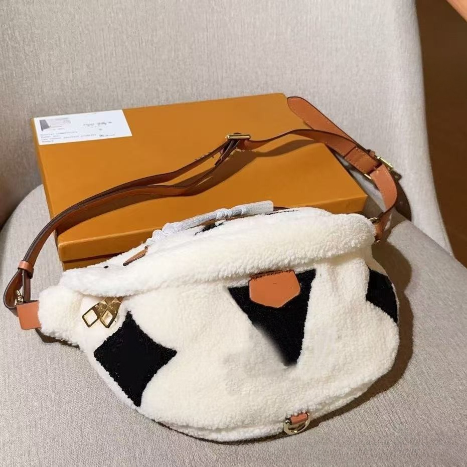 Designer Teddy Bear Crossbody Bag Fuzzy Fleece Chest Bag Mens Women Fluffy Shoulder Bags Luxury Plush Waist Belts Bumbag Bag Cross Body Handbags Fan