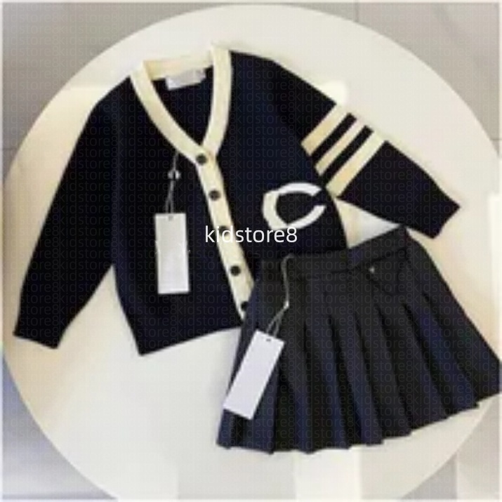 Kids designer Girls boys clothes 2 piece set autumn long sleeved sweaters fashion designer hoody stripe shirts with blue denim pants childrens casua