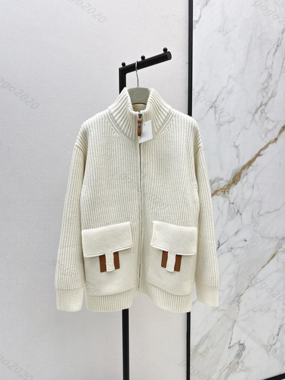 New Women Lamb Cardigan Sweater Jackets Wool Loose Letter Pockets Knitted Tops Design Sweaters Girls Runway High End Casual Crop Tops Strench Knitwe