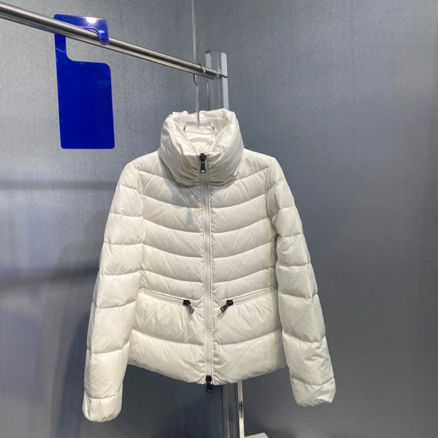 Designer Luxury Down Jackets Parkas Down Coat Women Winter Short Bread Clothes Loose Thickened Warm Hooded Oversized Fashion Luxury Brand Outdoor La