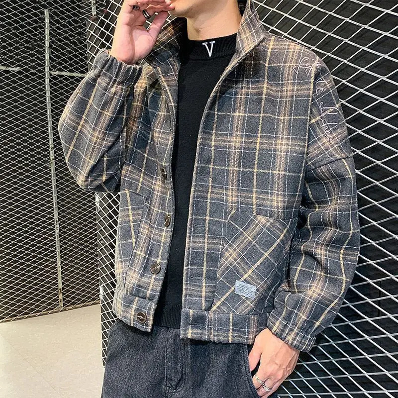 Short Male Wool Blends Coats Plaid Mens Jackets Deals Y2k Cold Korean Reviews Many Clothing Fashion 2024 High Quality Vintage 250918