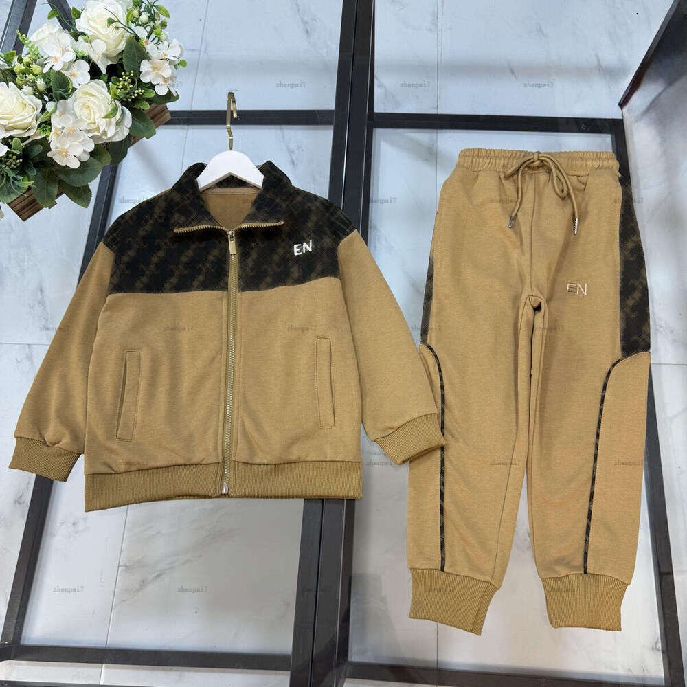 Top baby Tracksuits child sports suit Kids designer Clothes Shirt lapel design jacket and pants A949X26N210-image-1075608869