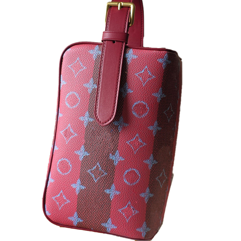 M14526 Sacs de cosmétiques Dopp Femmes Luxurys Designers Sacs Gradient Color Stripes Totes Handsbag Wallets Messenger Purse Carte Solder Pouch Tr