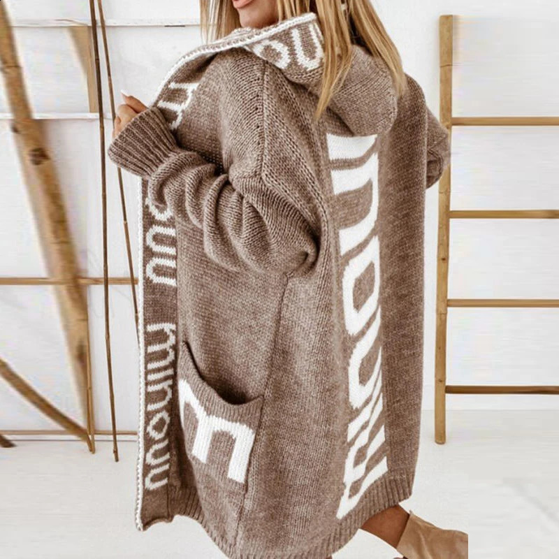 Pull à cardigan tricoté pour femmes avec capuchon à col de capuchon à sweat à capuche à poulailler doux et stitching stitching 250918