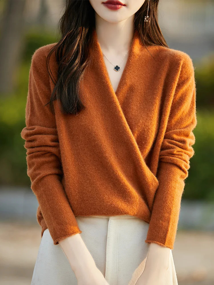 100 Merino Wool Knitwear Womens VNeck Pullover Sweater Autumn Winter Female Grace Soft Clothes Long Sleeve Warm Fashion Tops 250920