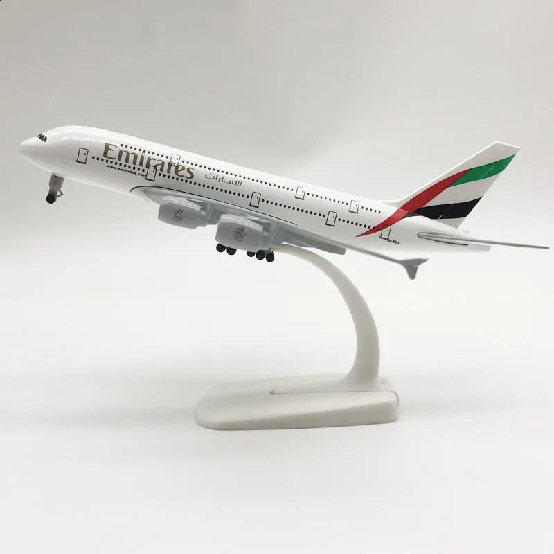 JASON TUTU 20CM United Arab Emirates Airline airbus A380 Plane Airplane Model Aircraft Model Diecast Metal Planes Collect Gifts K260320-image-1098290956