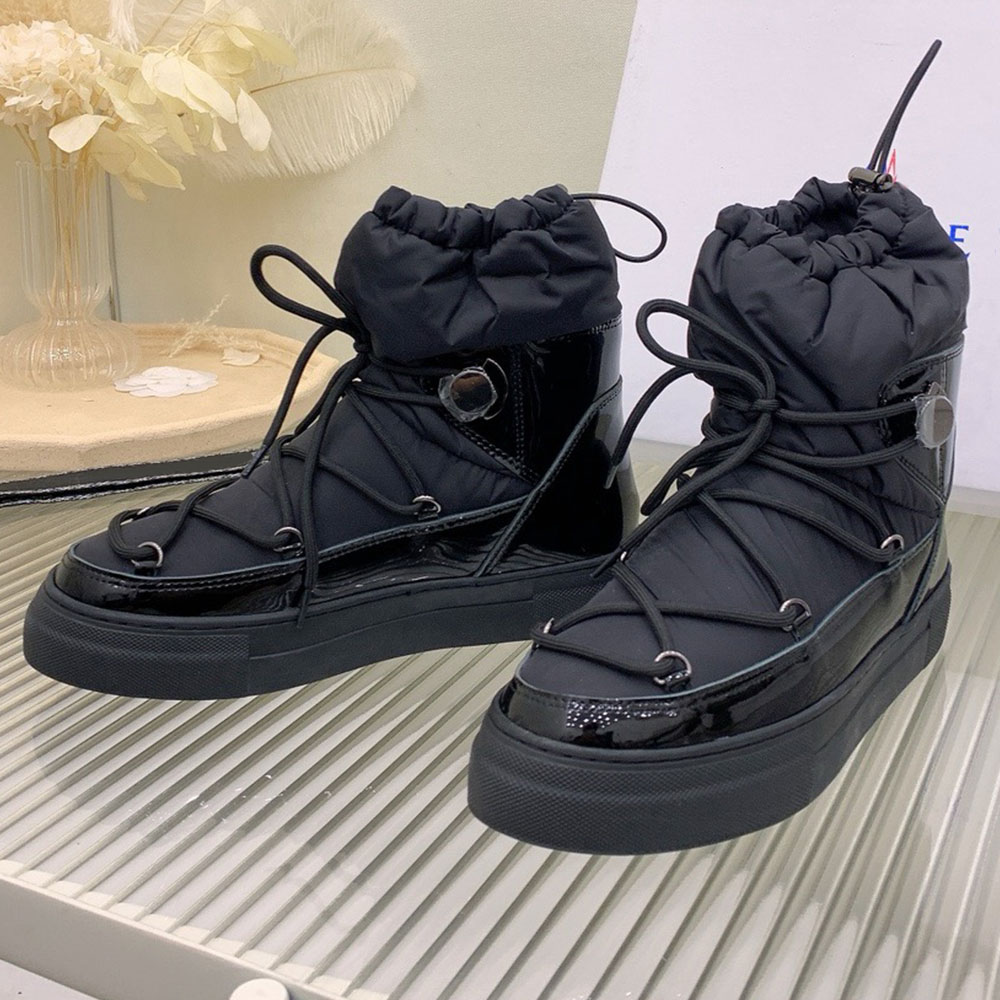 New Designer Womens Nylon Boots winter snow boot black classic warm down and wool lining outdoor Ladies luxury ski boots rubber non slip sole