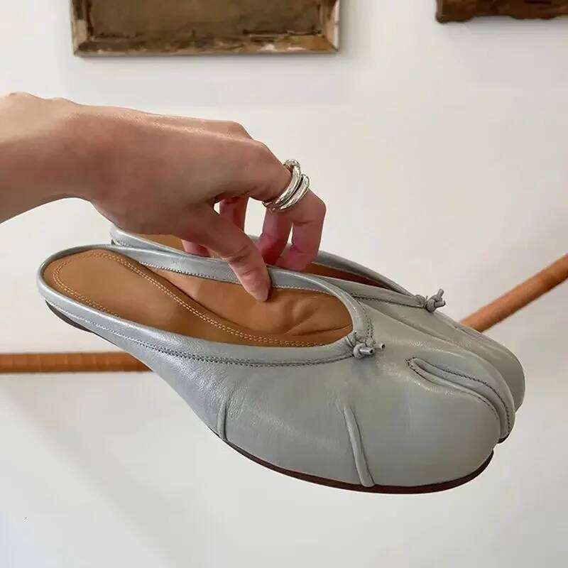 Femmes Split Slippers Tabi Ninja Flats Round Toe Dames Slip Lazy Slip sur le bateau Slingback Mules Chaussures Soft