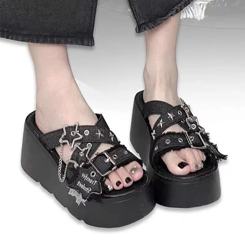 Sandales de plate-forme Chunkle Plateforme Punk Star Sandals Femme Summer Black Denim Cédeaux Femme Femme Y2K Bottom Gothic Shoes Gothic Slides 2