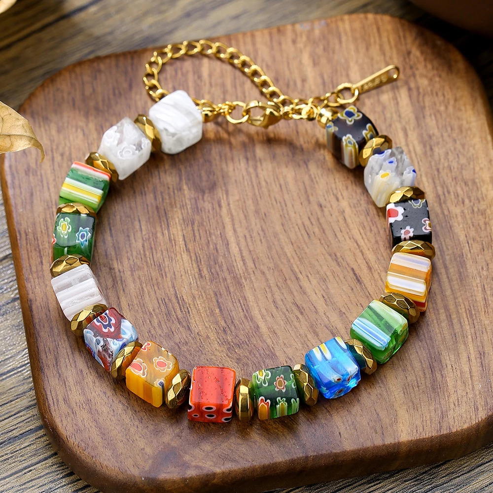 Dans le bracelet de perle en verre de fleur Murano Murano mille fleurs