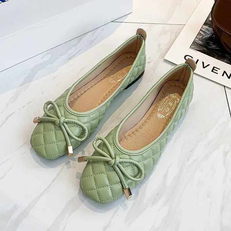 Chaussures à plat décontractées Femmes Fi pointu Toe Femme Spring automne Single Single peu profond Bouche de bouche Chaussures Moasines de Mujer