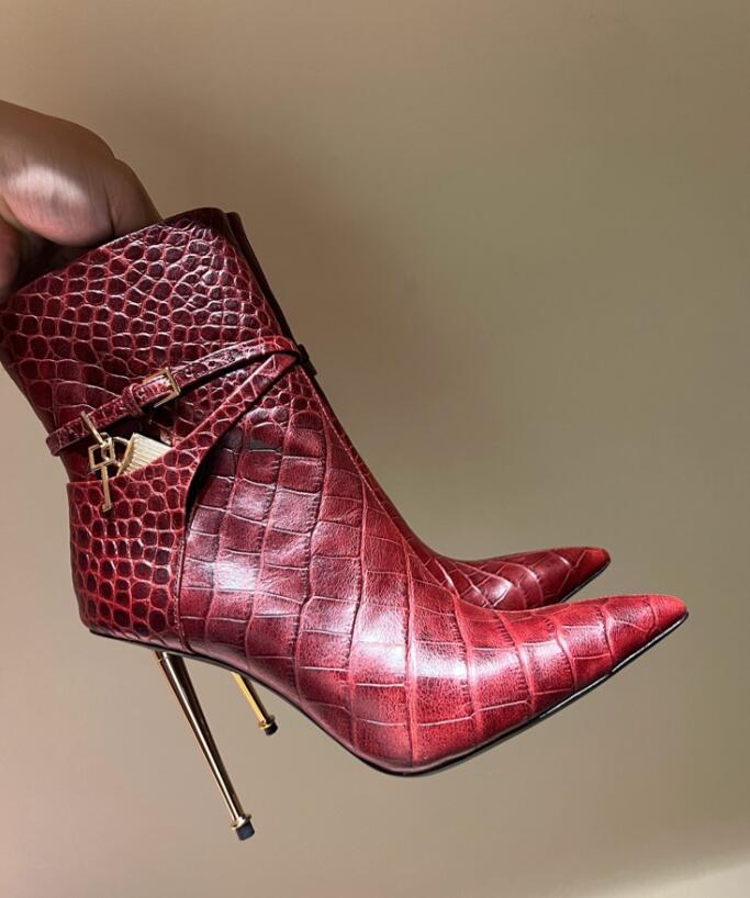 Famous brand s Women Lowland lift leather cuissard boots slip on stretch-suede Thigh Boot Round toes Booties women luxury designer shoes factory foo