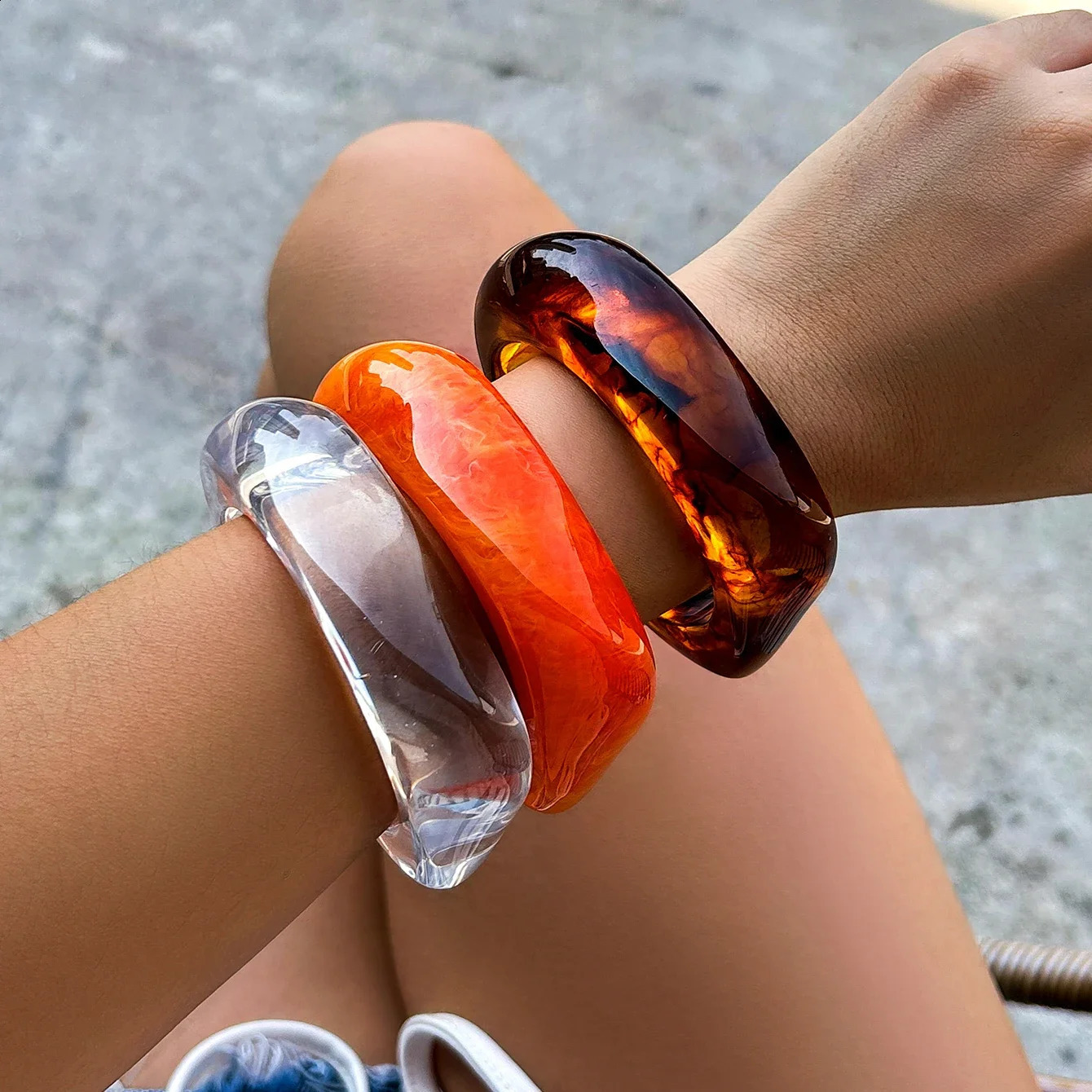 Vintage Coloful Irregular Acrylic Resin Chunky Bangles for Women Kpop Geometric Charm Bracelets Couple Jewelry Pulseras 250919