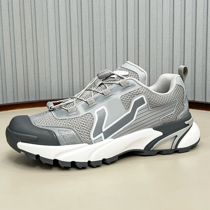 Luxury Men Runner Tatic Sneaker Designer New Mens Outdoor Sports Shoe supérieure Tente Technical Lieux avec design stopper Chaussures décontracté