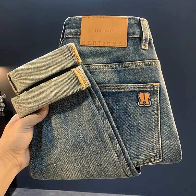2025 Jeans rétro-lavés en bleu pour hommes tendance automne-pantalon polyvalent et décontracté Small Small jambe 250919