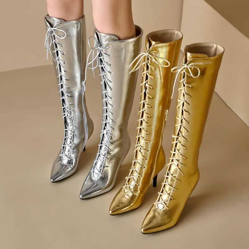 Couleur brillante en argent doré métallique Toe pointu de chaussures de dames occidentales pictes talons hauts laceup bottes sexy hautes