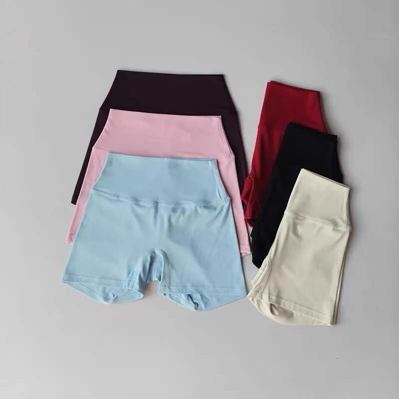 Yoga Shorts Womens Summer High Waisted Running Training Three Part Shorts Quick Drying Fitness Pants Sports PantsXJ250919