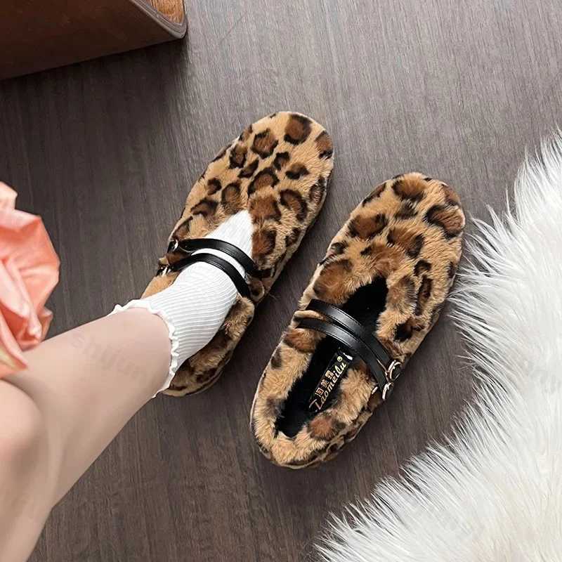 2025 New Designer Mary Janes Fur Flats Women Ankle Double Belt Winter Casual Shoes Plus Size 43 Furry Plush for WomenXJ250919