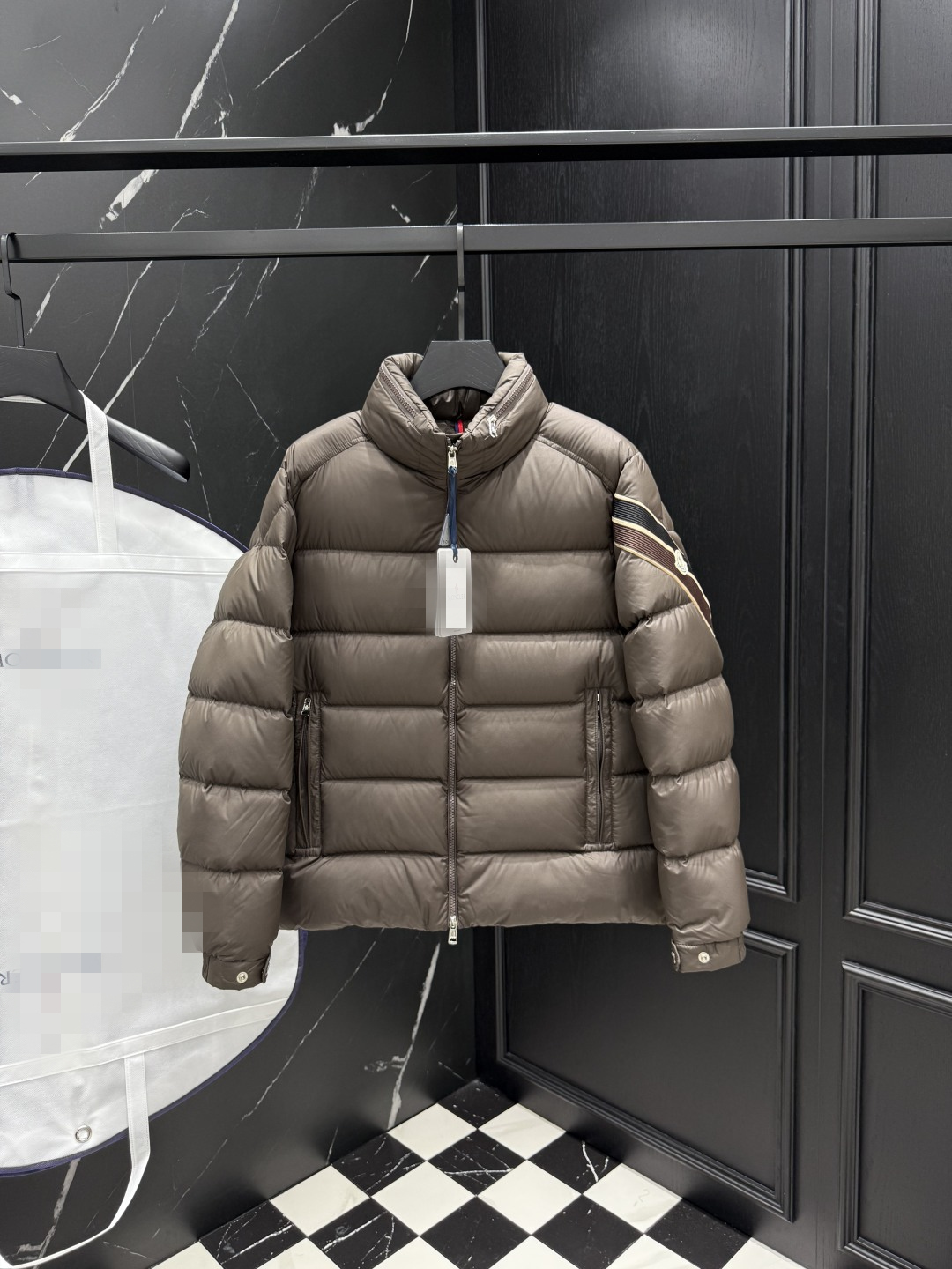 mens knit cardigan jacket designer cardigan high quality puffer jacket fashion splicing knitted sleeve cardigan mens down parkas classic designer pu